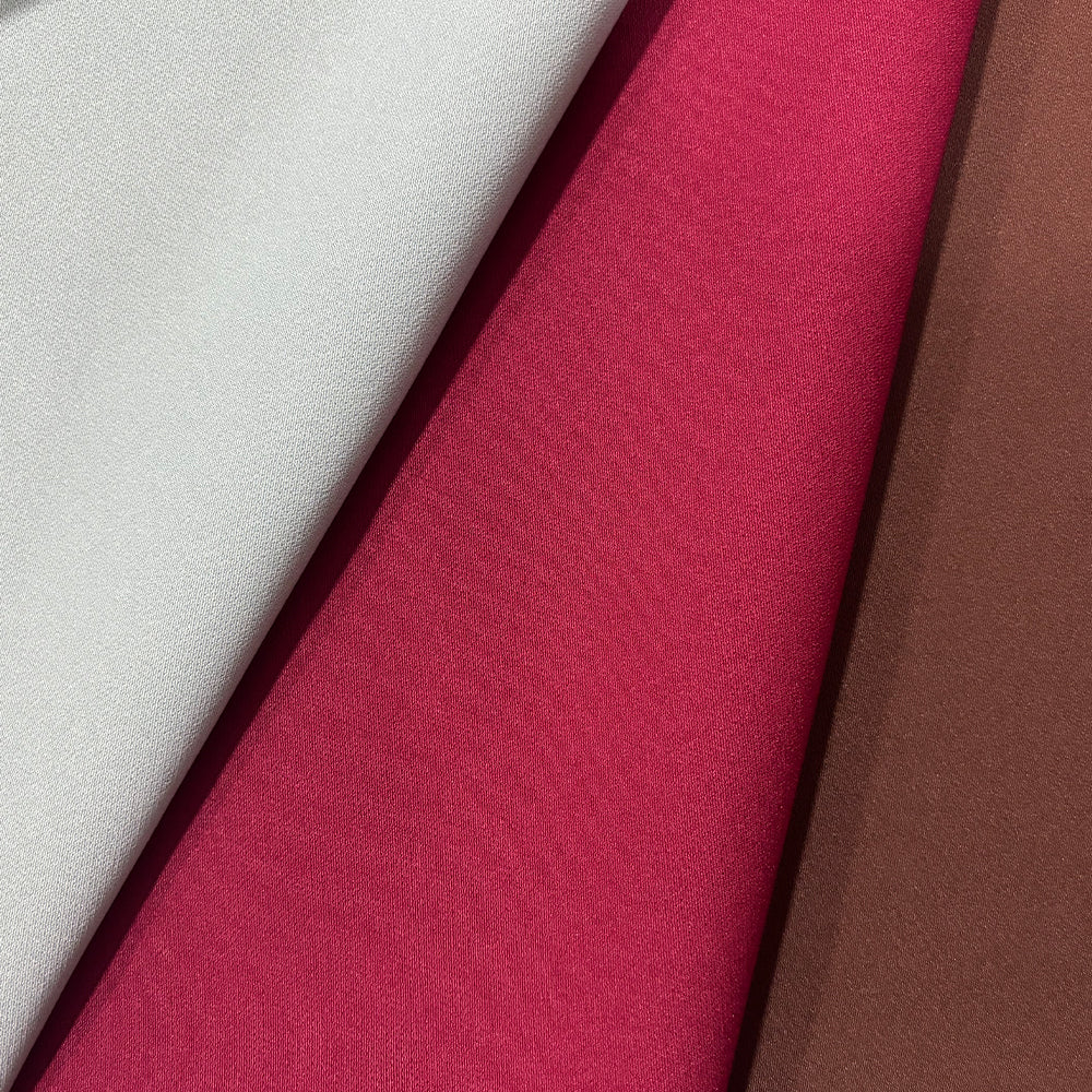 Cotton Poplin vs Twill Fabric: Which Is Better for Garment Manufacturing?